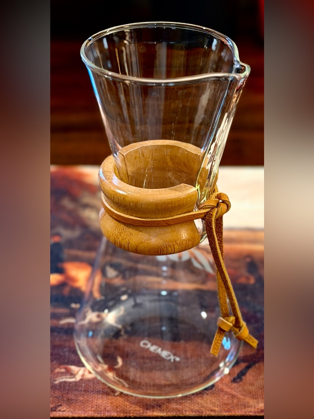 Chemex Classic • 3 Cup Pourover Coffee Maker • Wood Collar